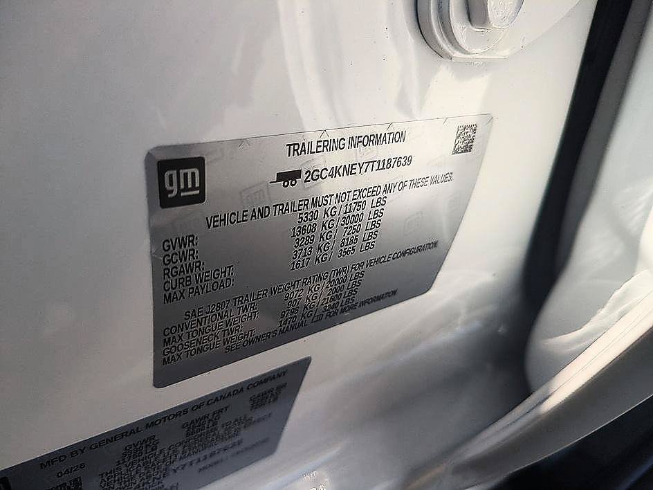 New 2026 Summit White Chevrolet LT image 33