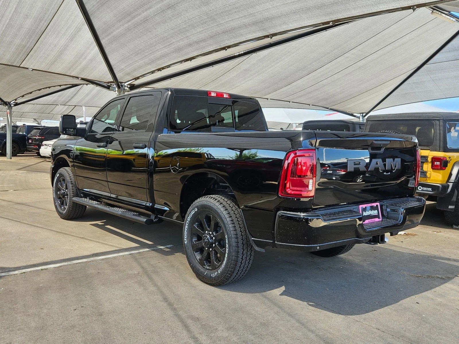 New 2026 Diamond Black Crystal Pearlcoat Ram Black Express image 8