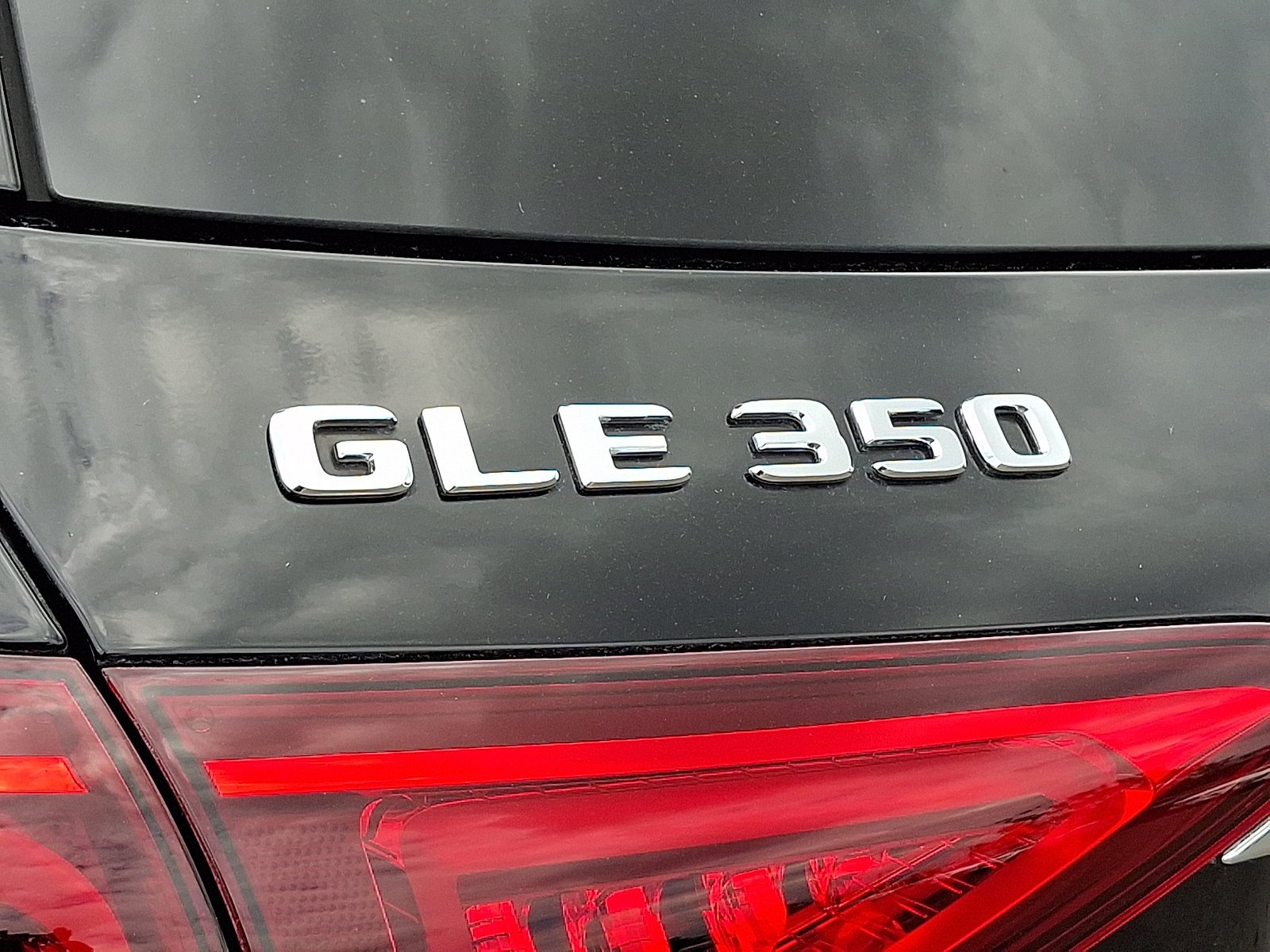 Used 2022 Black   040 Mercedes-Benz GLE 350 image 30
