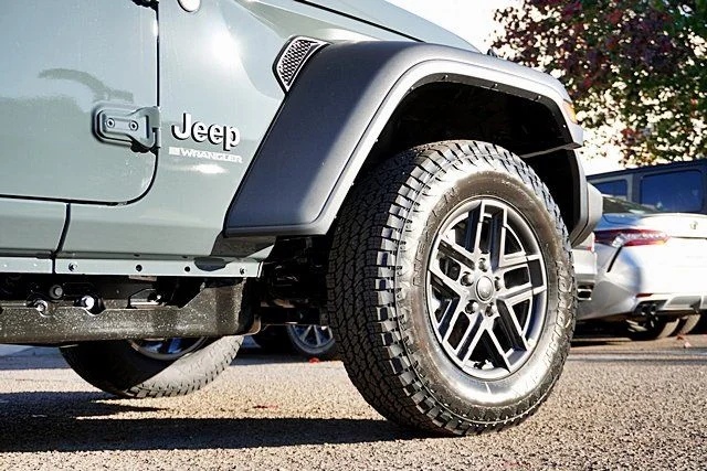 New 2026 Anvil Clear-Coat Exterior Paint Jeep Sport S image 9