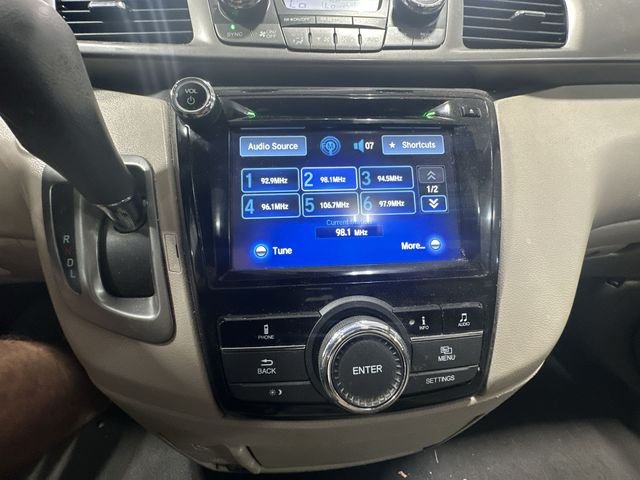 Used 2016  Honda EX-L image 24