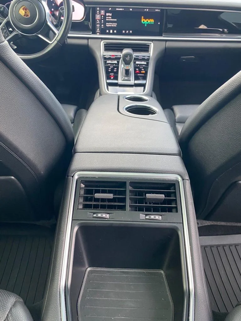 Used 2018 Silver Porsche 4 image 18