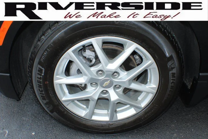 Used 2023 Mosaic Black Metallic Chevrolet LT image 5