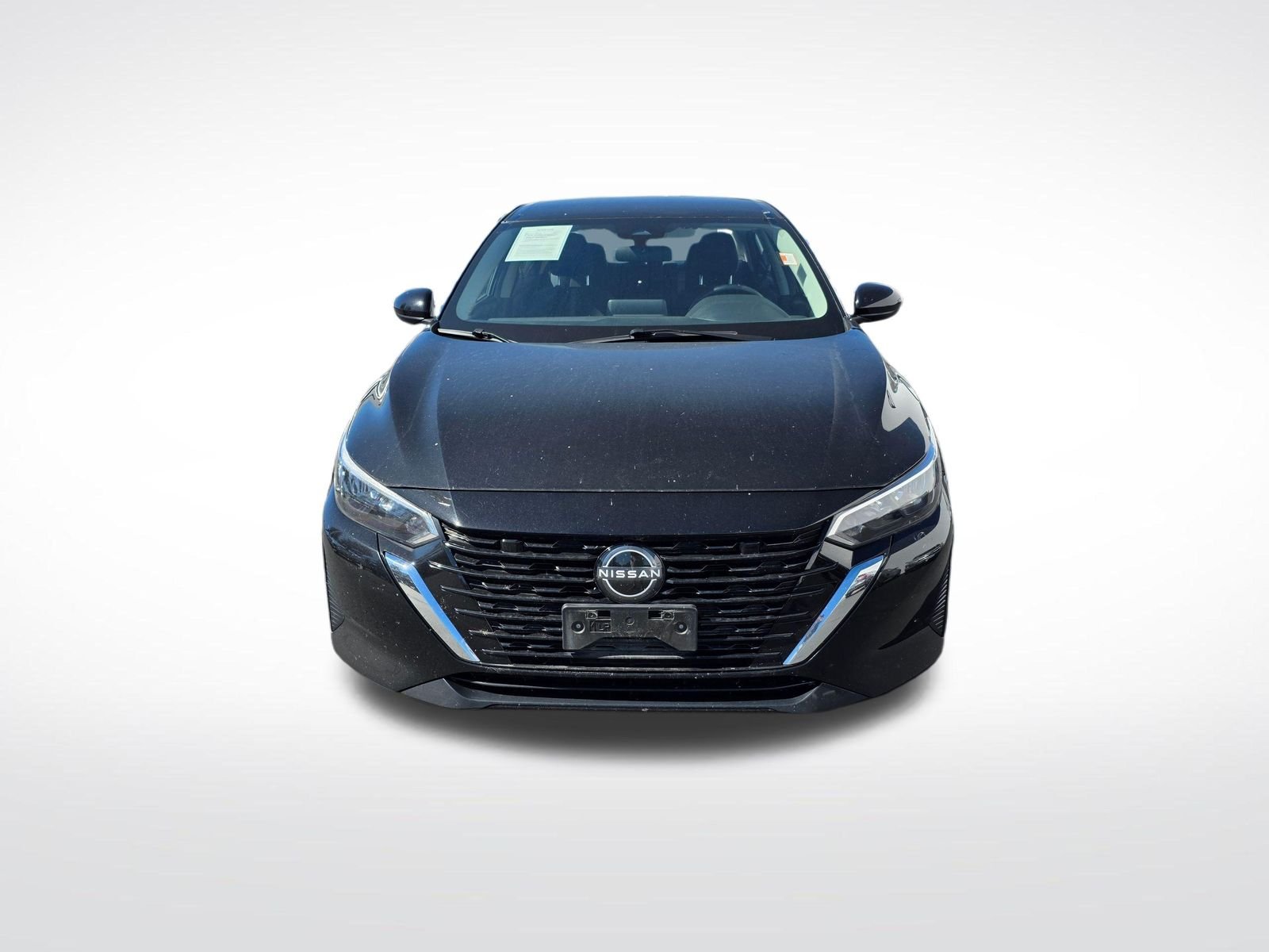Used 2024 Super Black Nissan SV image 3
