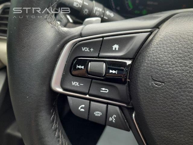 Used 2019 Platinum White Pearl Honda Touring image 14