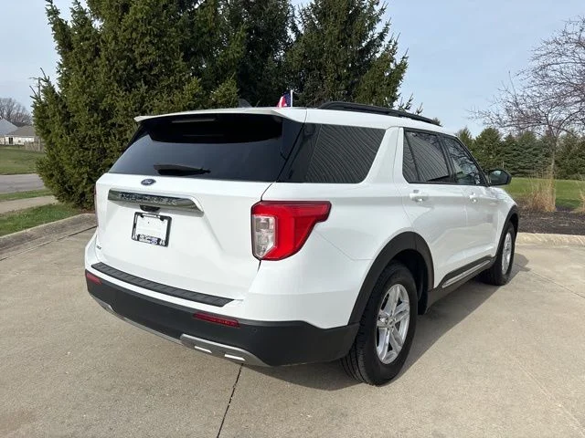 Certified Used 2024 Oxford White Clearcoat Ford XLT image 7