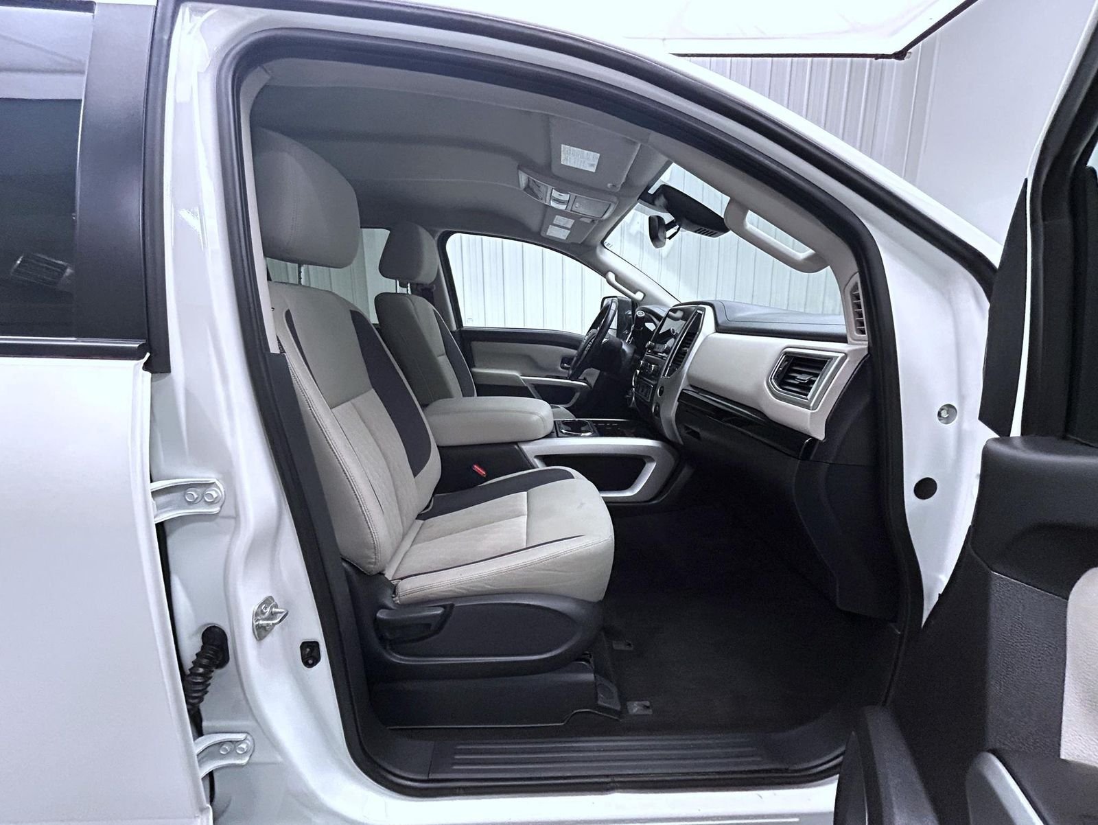 Used 2021 White Nissan SV image 15