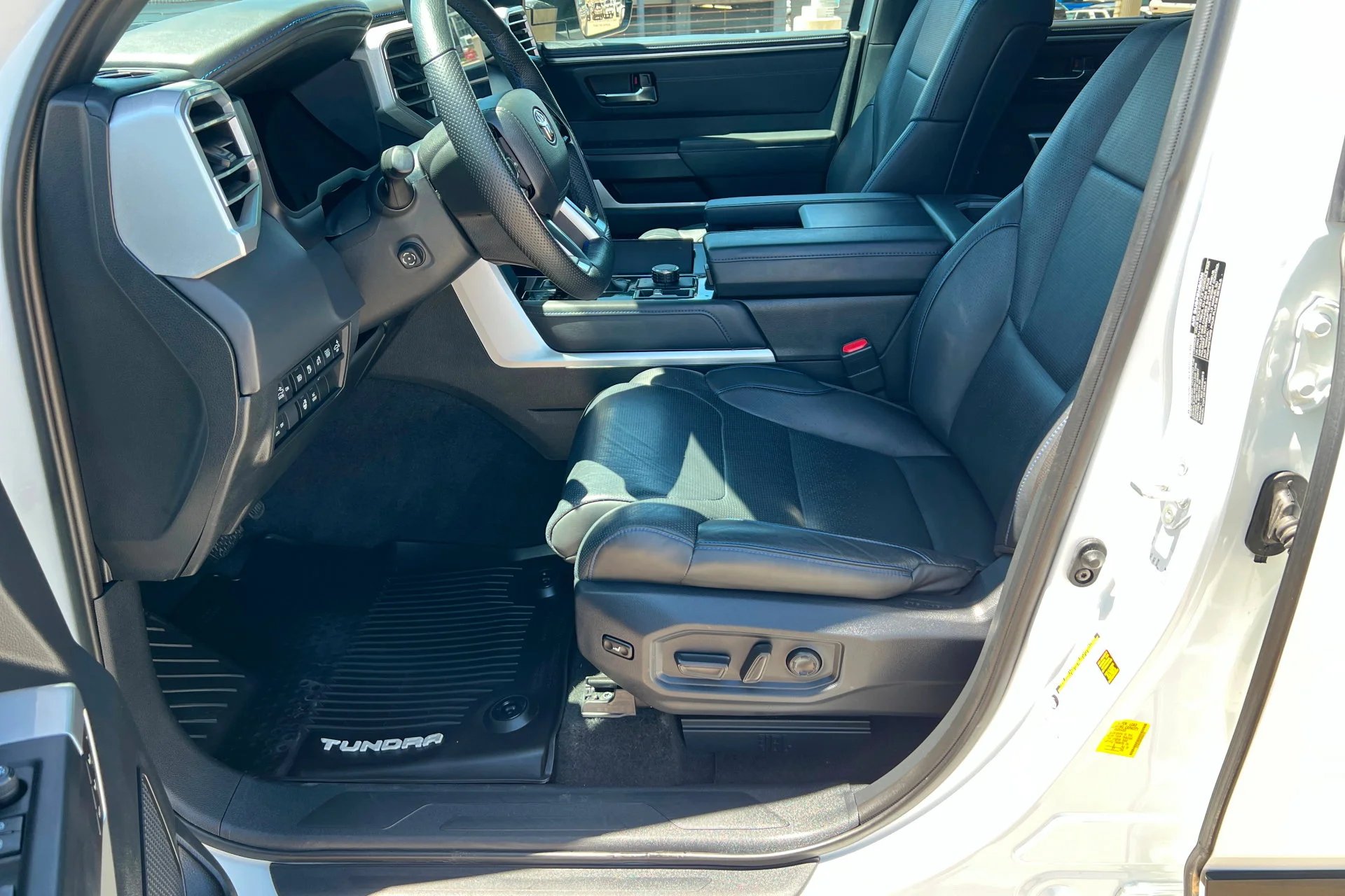 Used 2022 Wind Chill Pearl Toyota Platinum Hybrid image 17