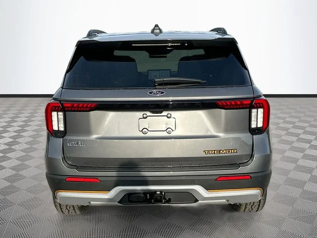 New 2026 Gray Metallic Ford Tremor image 5