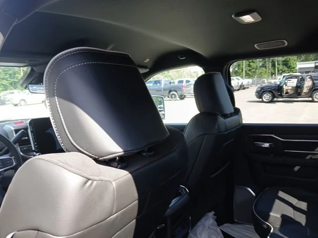 New 2026 Ceramic Gray Clear-Coat Exterior Paint RAM Laramie image 17