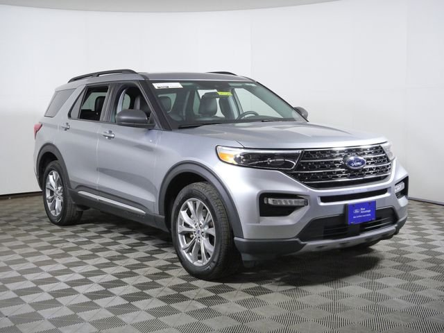 2024 Ford Explorer XLT 4WD's photo