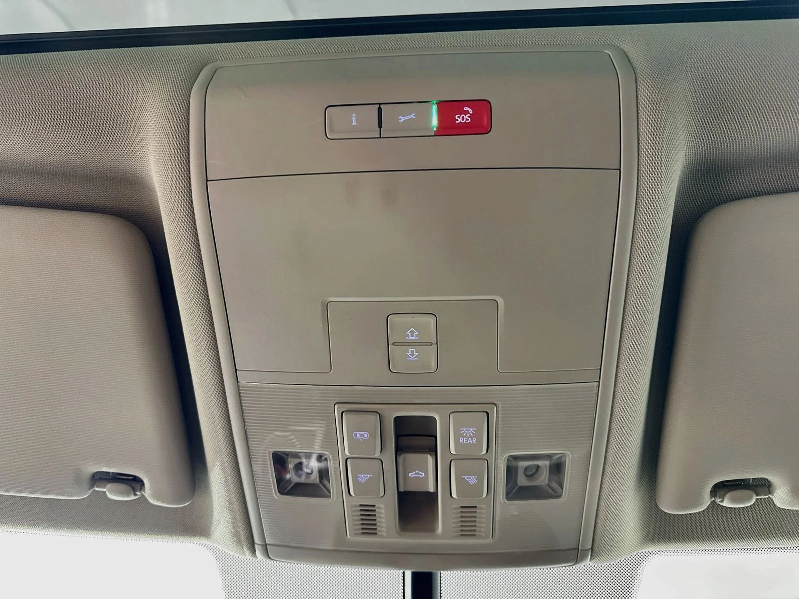 Used 2021  Volkswagen  image 30