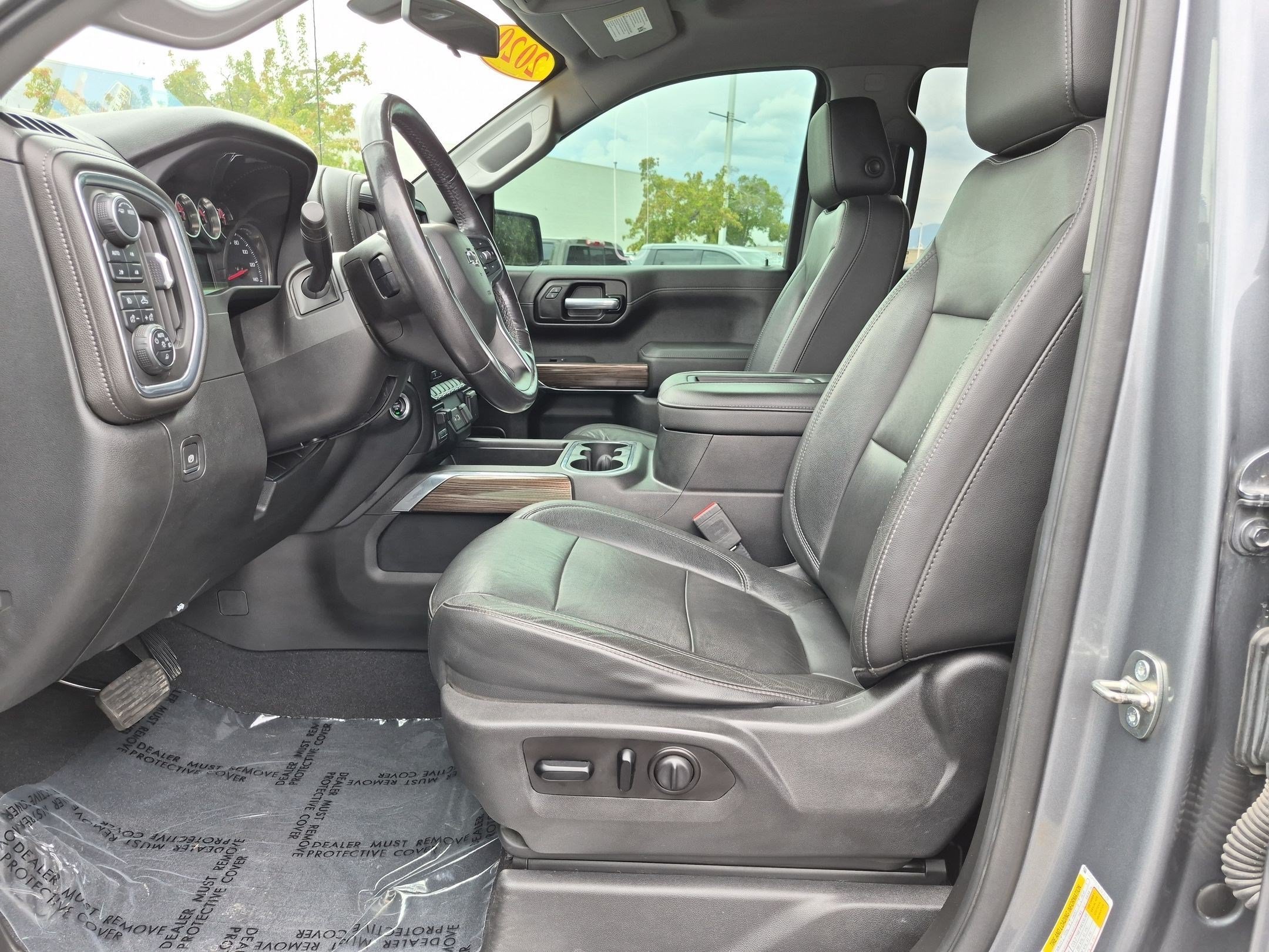 Used 2020 SATIN STEEL METALLIC Chevrolet LT Trail Boss image 24