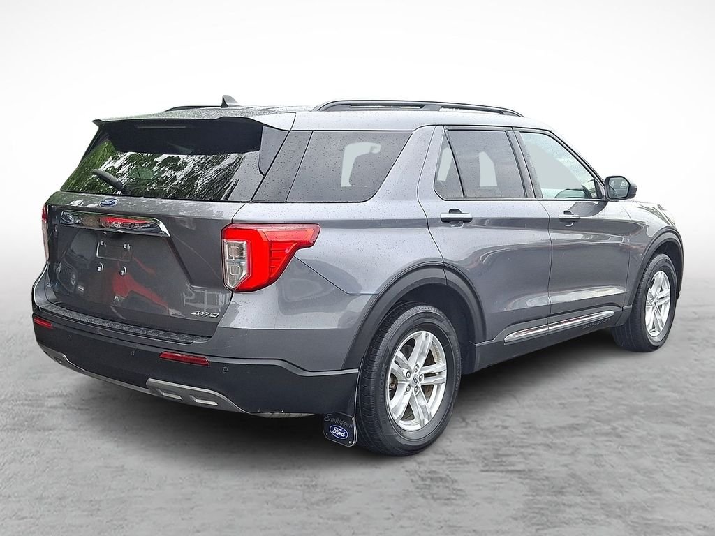 Used 2023 Gray Ford XLT image 6