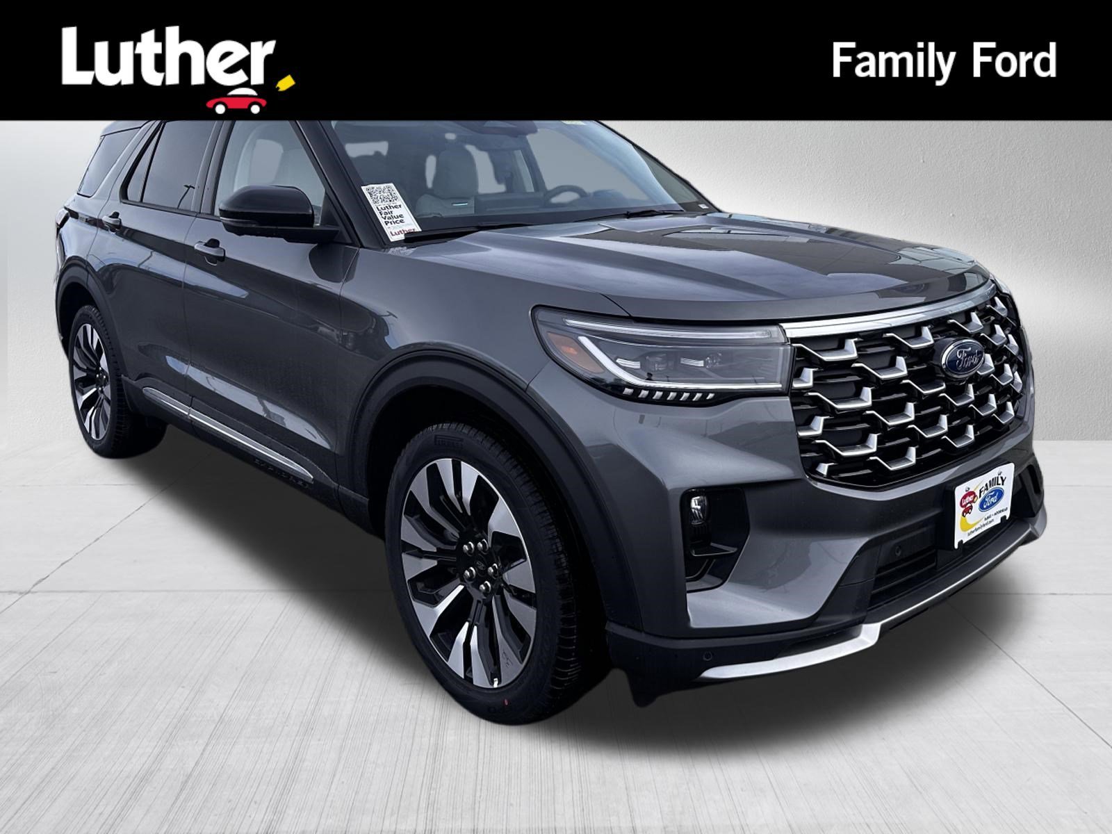 2026 Ford Explorer Platinum 4WD's photo