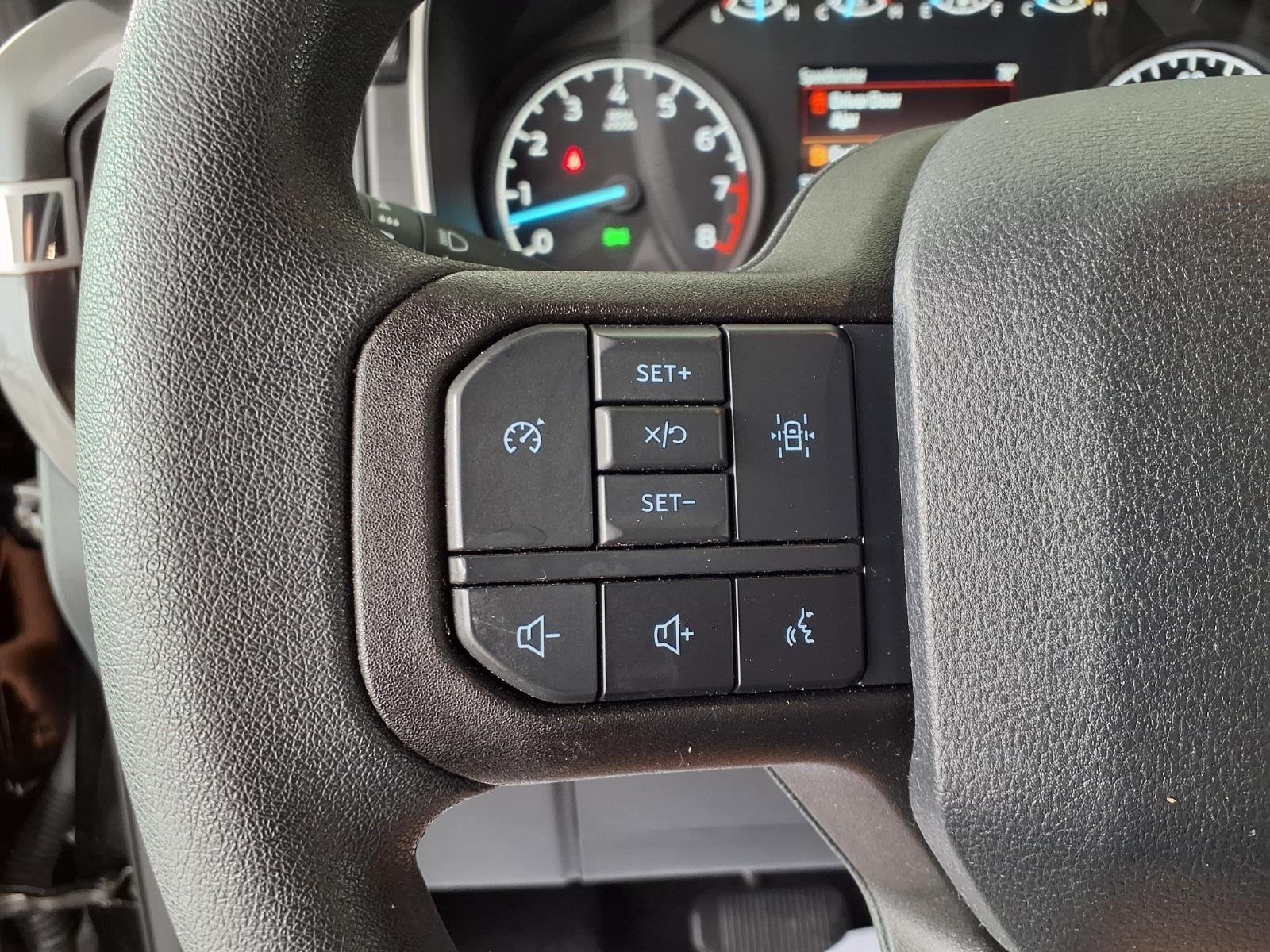 Used 2023 Agate Black Metallic Ford XL image 26