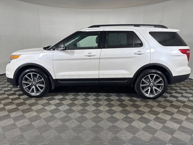 Used 2015 White Ford XLT image 7