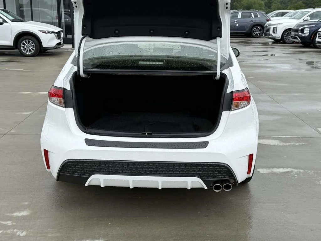 Used 2021 White Toyota SE image 33