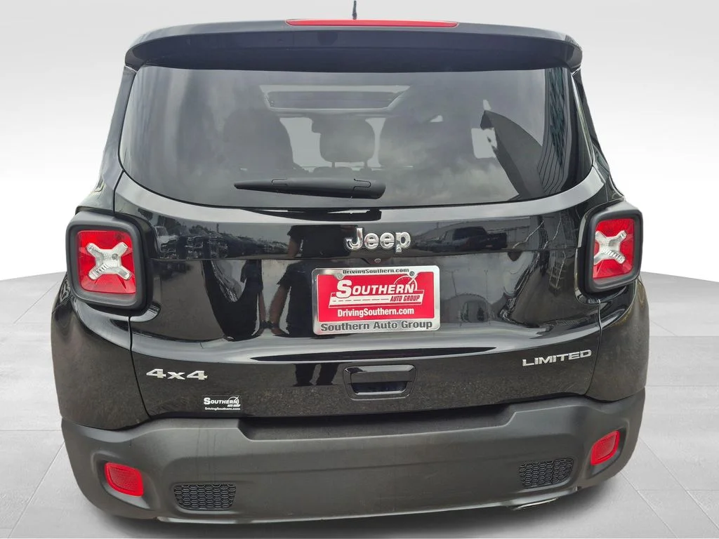 Used 2022 Black Jeep Limited image 5