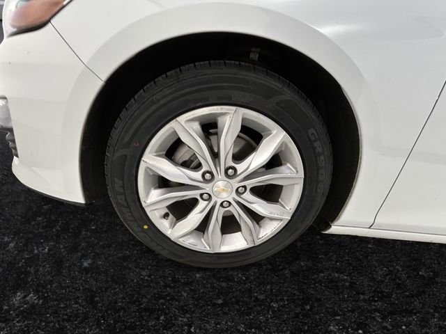 Used 2023 White Chevrolet LT image 27