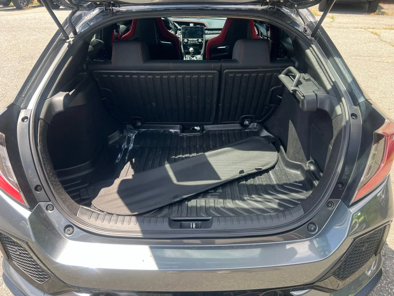 Used 2019 Gray Honda Touring image 9