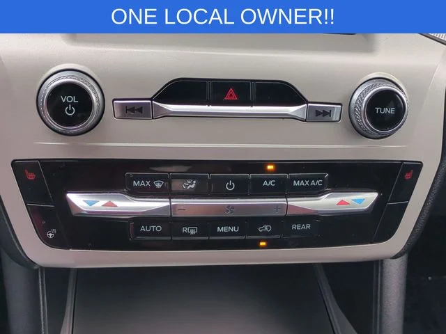 Used 2023 White Ford XLT image 27