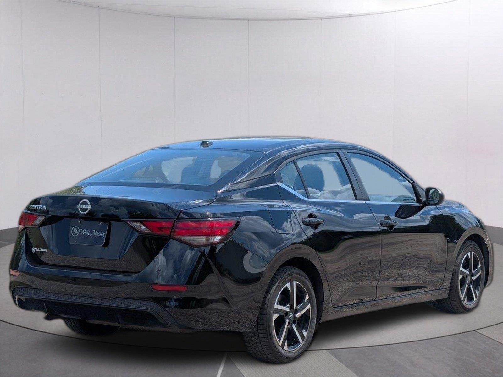 Used 2025 Super Black Nissan SV image 7