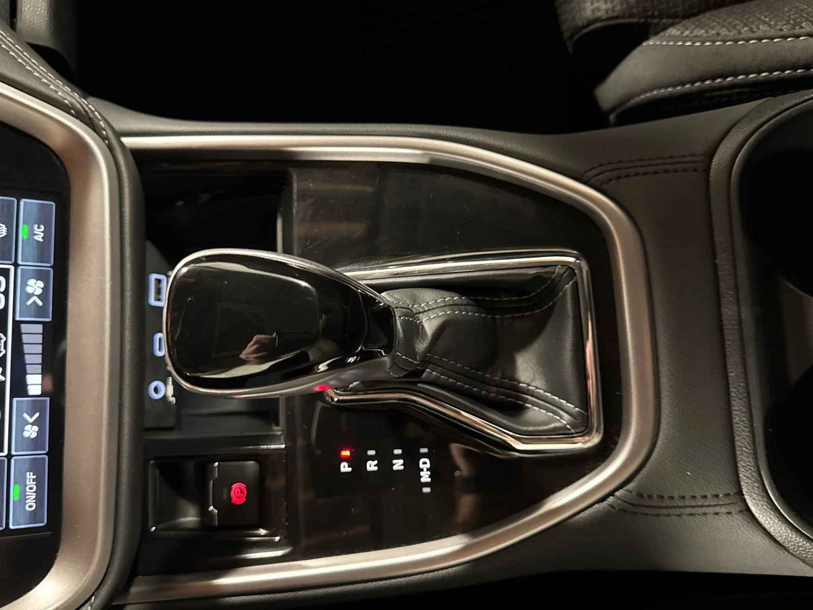 Used 2024 Magnetite Gray Metallic Subaru Premium image 24