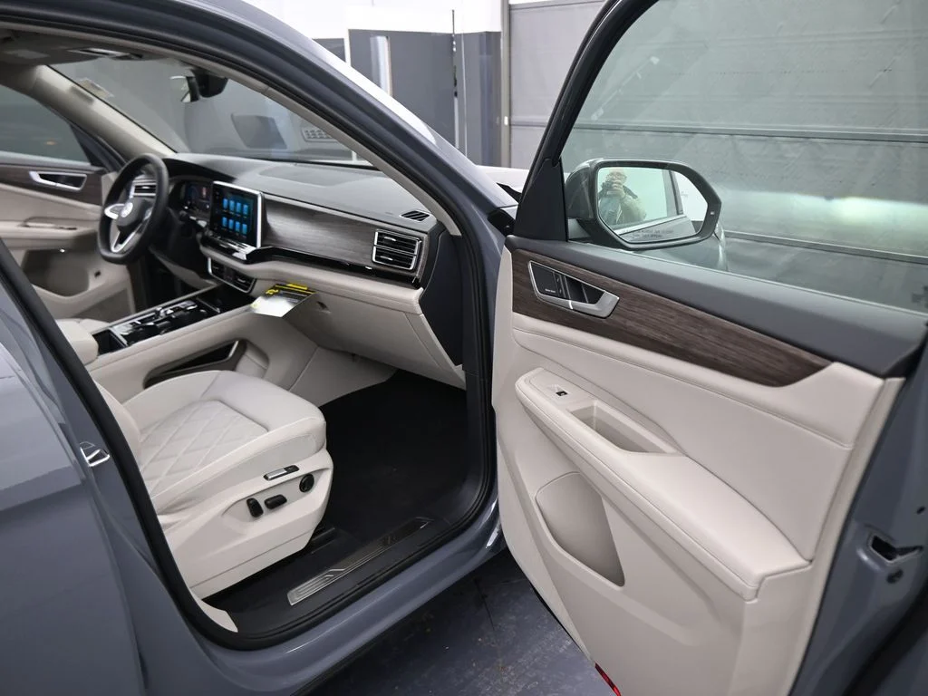 New 2026  Volkswagen 2.0T SEL Premium R-Line image 43