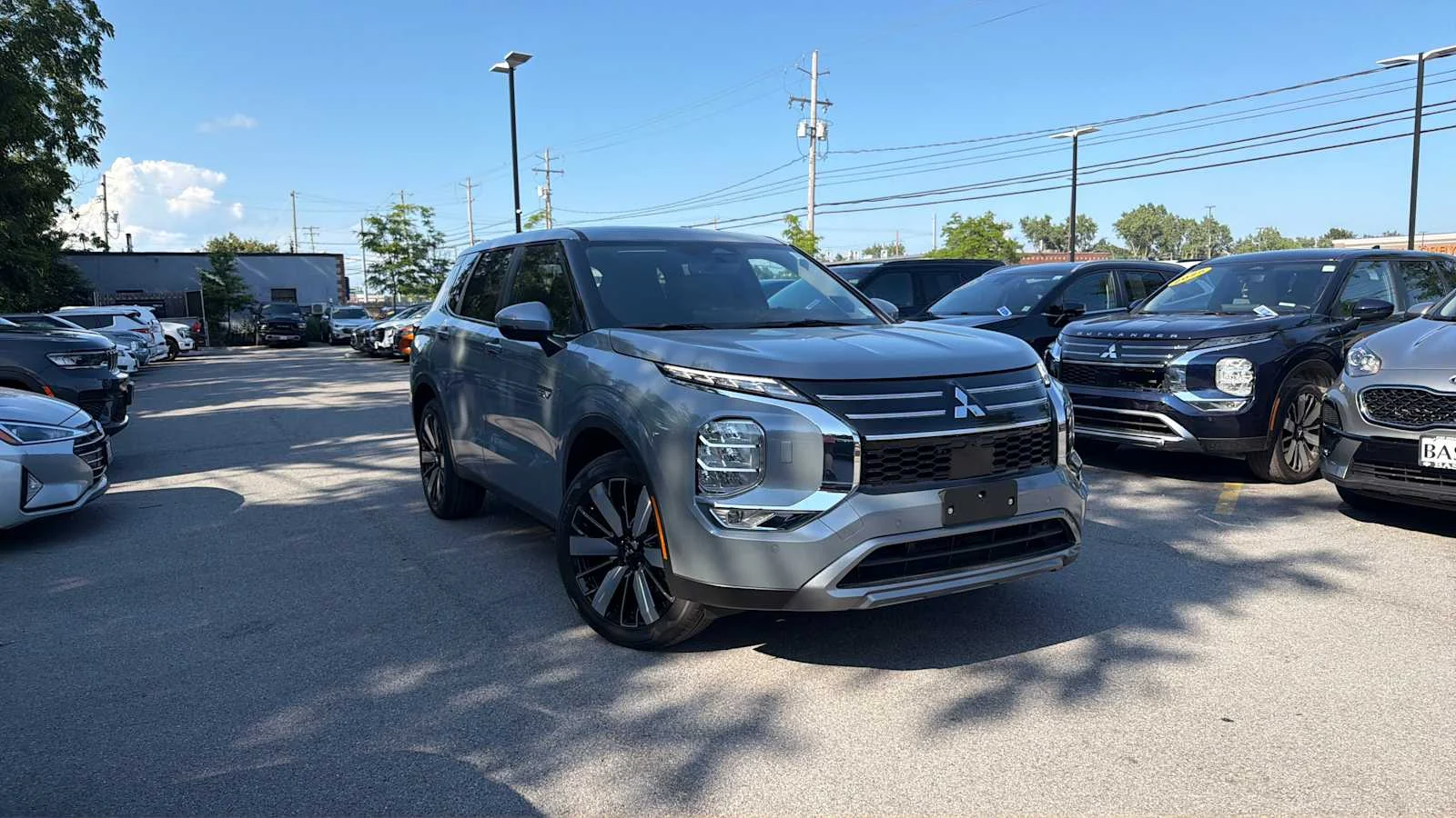 2026 Mitsubishi Outlander Plug-In Hybrid SE
