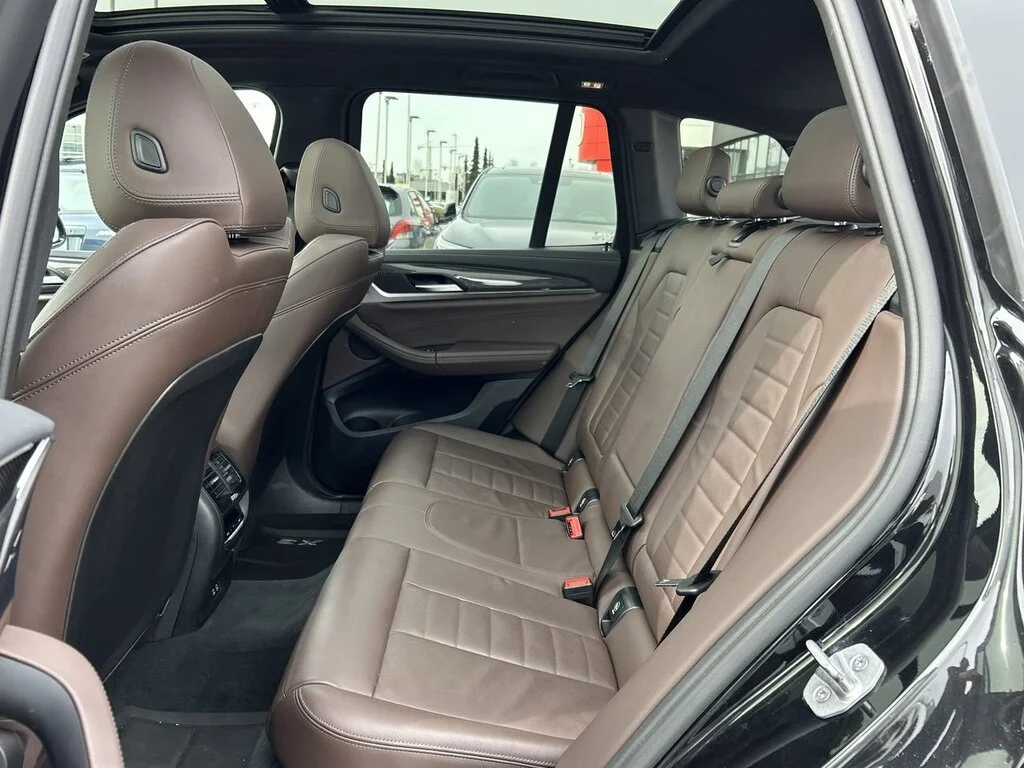 Used 2021  BMW M40i Dilawri Certified  Local BC   Clean Title image 31