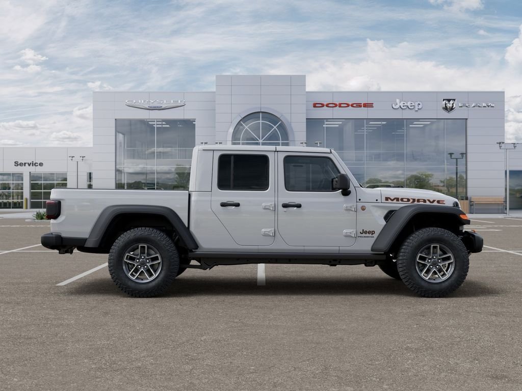 New 2026 Bright White Clear-Coat Exterior Paint Jeep Mojave image 21