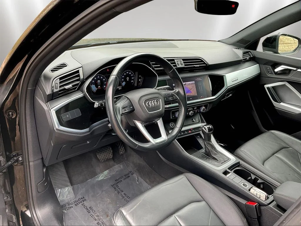 2021 Audi Q3 S Line Premium - Photo 17