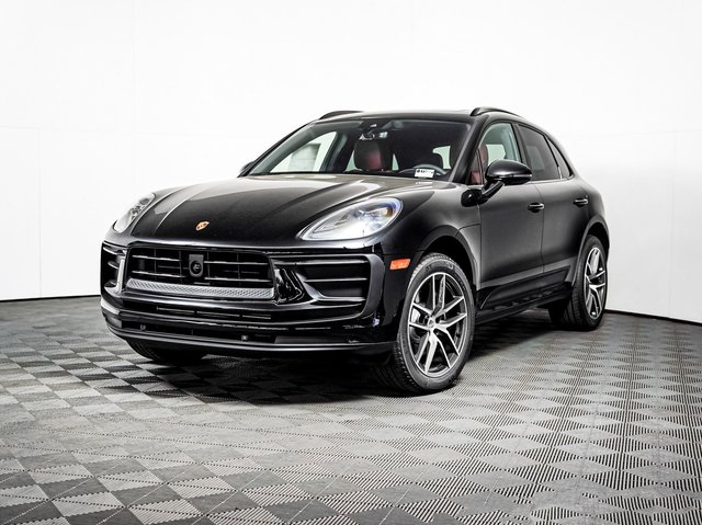 2026 Porsche Macan 
