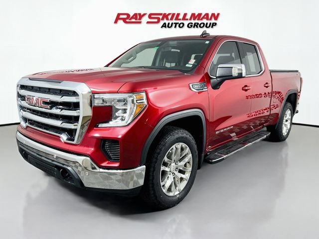 Used 2021 CAYENNE RED TINTCOAT GMC SLE image 3