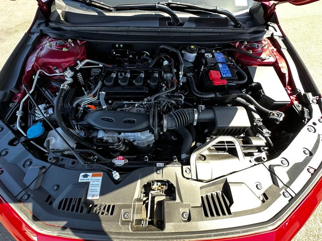 Used 2023 Red Honda LX image 16