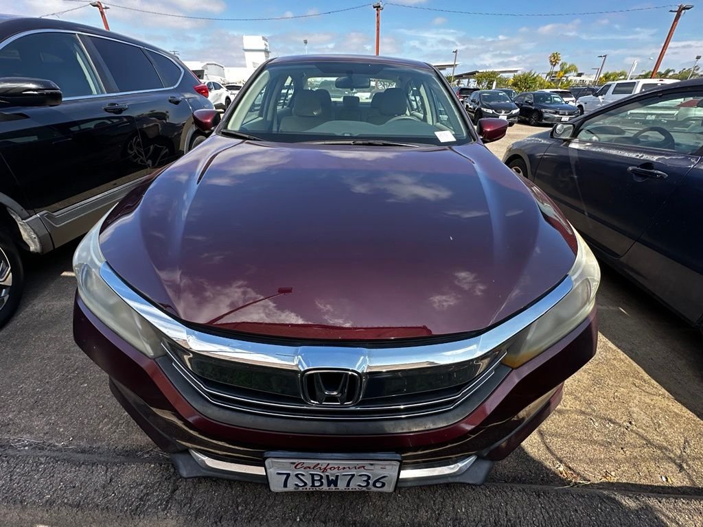 Used 2016  Honda LX image 4