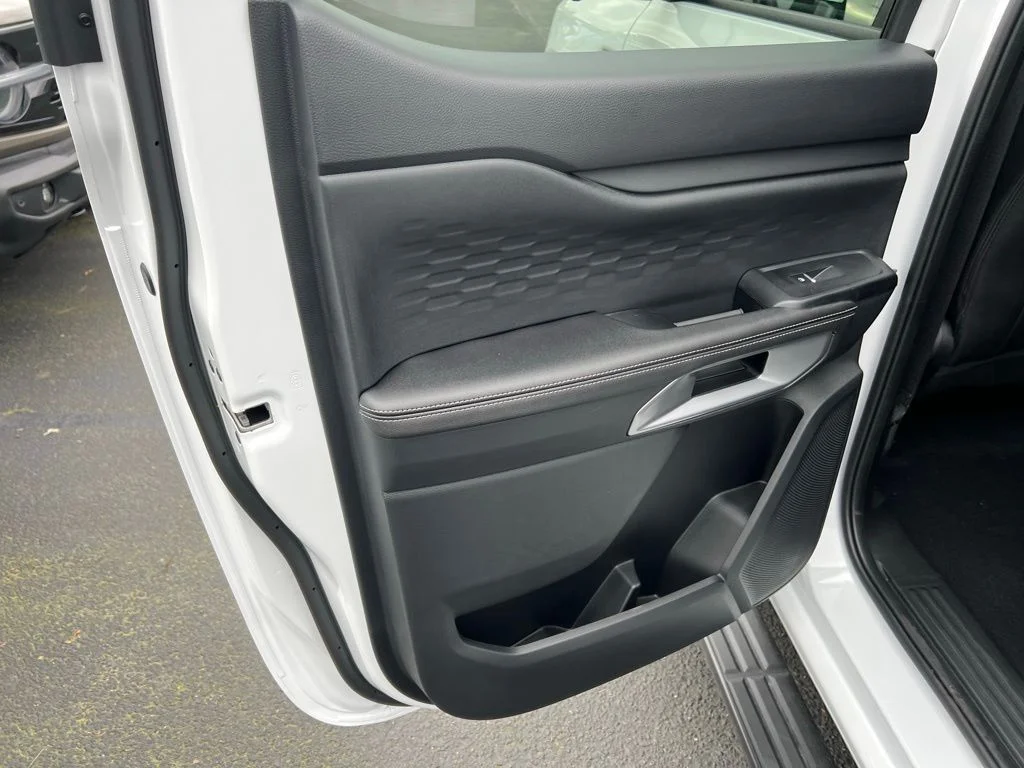 New 2026 Oxford White Ford Lariat® image 16