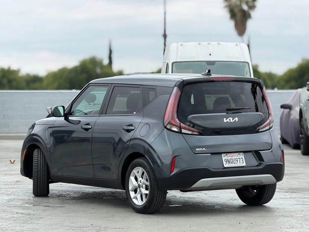Used 2025 Kia Soul LX with VIN KNDJ23AU0S7252486 for sale in Claremont, CA