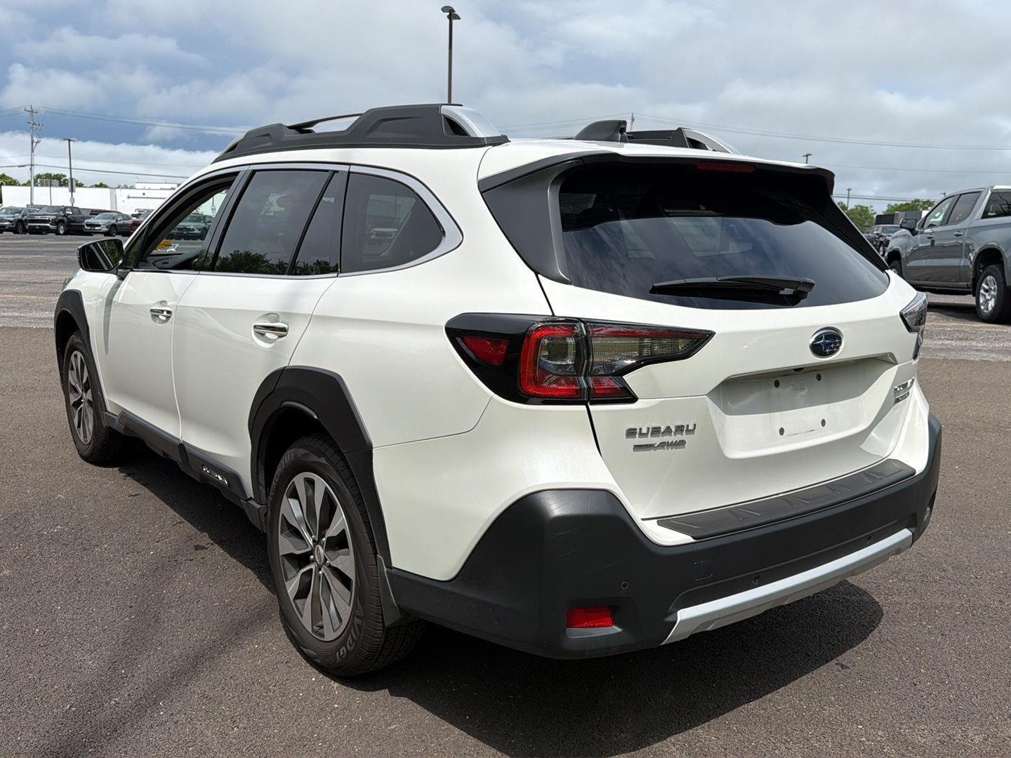 Certified Used 2024 Crystal White Pearl Subaru Touring image 14