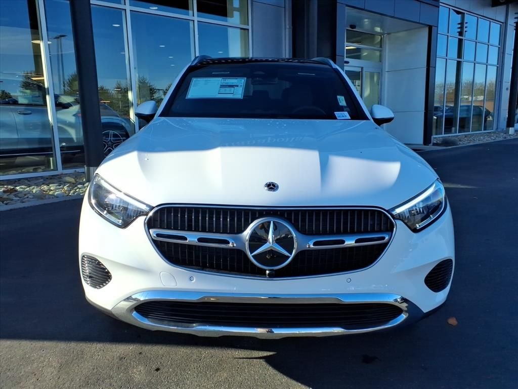 Used 2026 Polar White Mercedes-Benz GLC 300 image 9