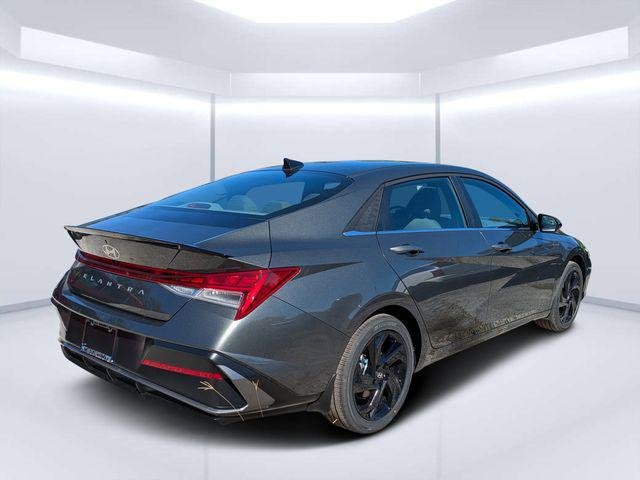 New 2026 Gray Hyundai SEL Sport Premium image 3