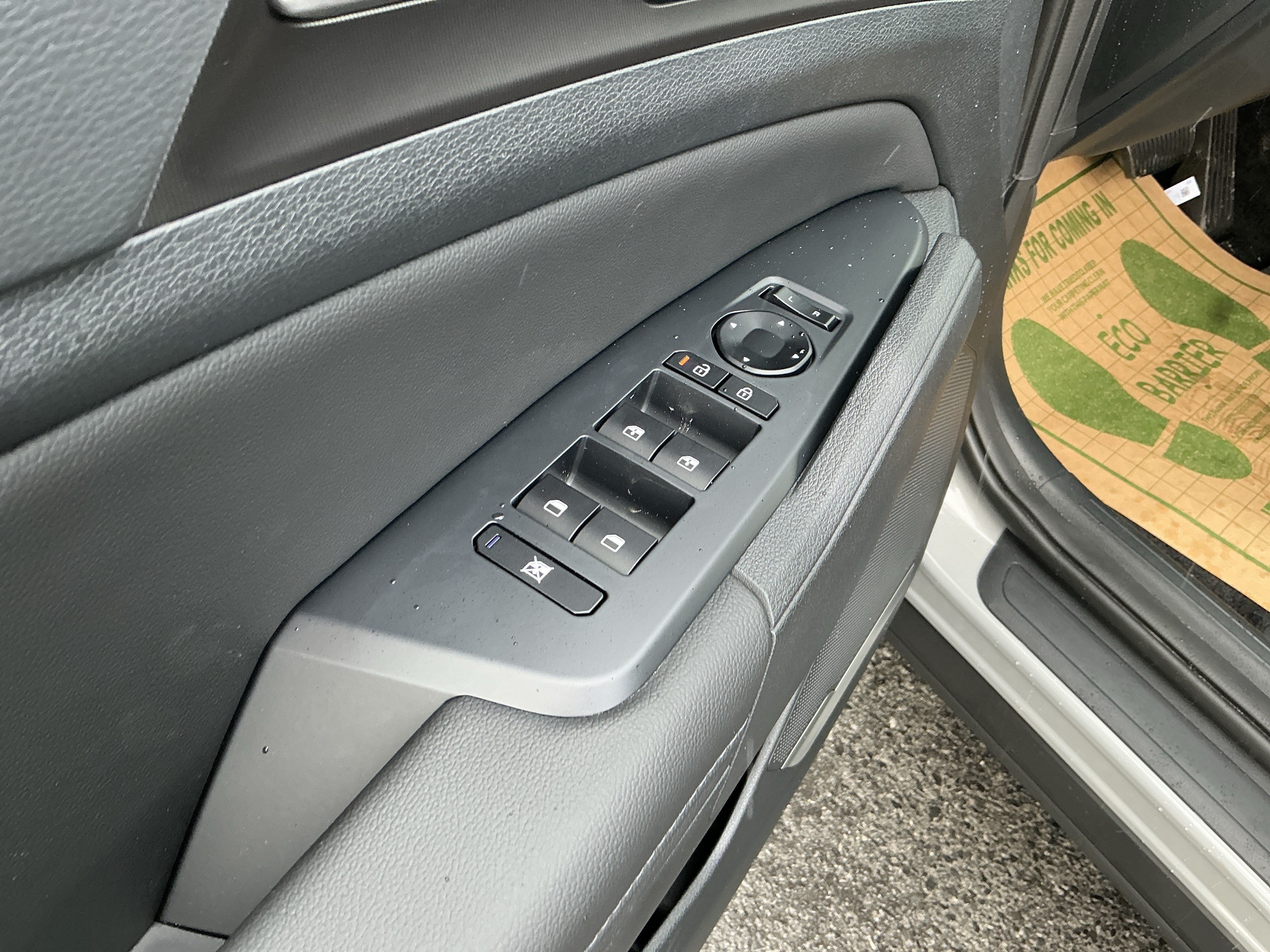 New 2026 Wolf Gray Kia EX image 13