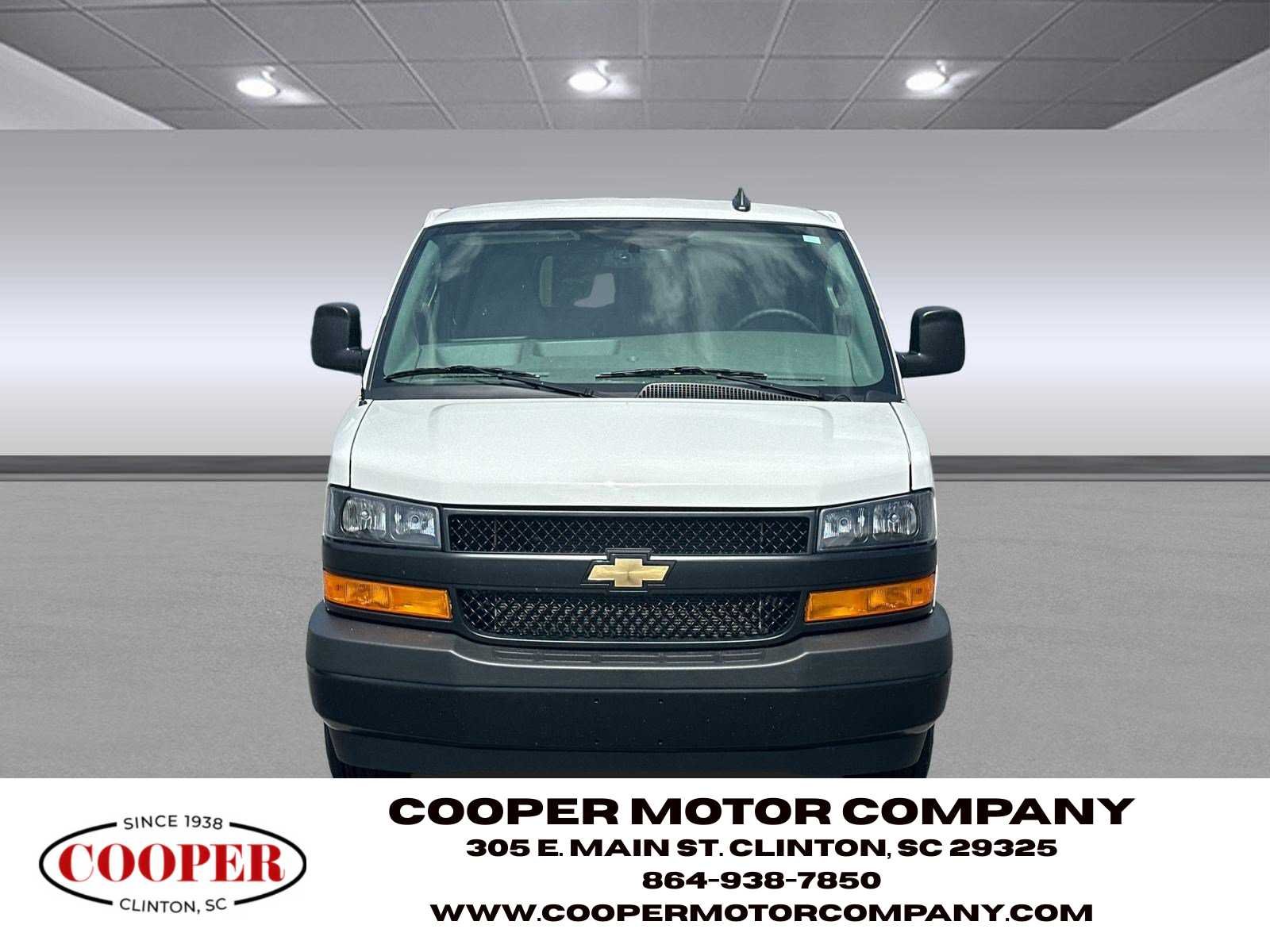Used 2025 Summit White Chevrolet LS image 8