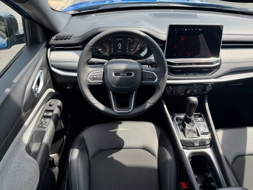 Used 2024 Blue Jeep Latitude image 21