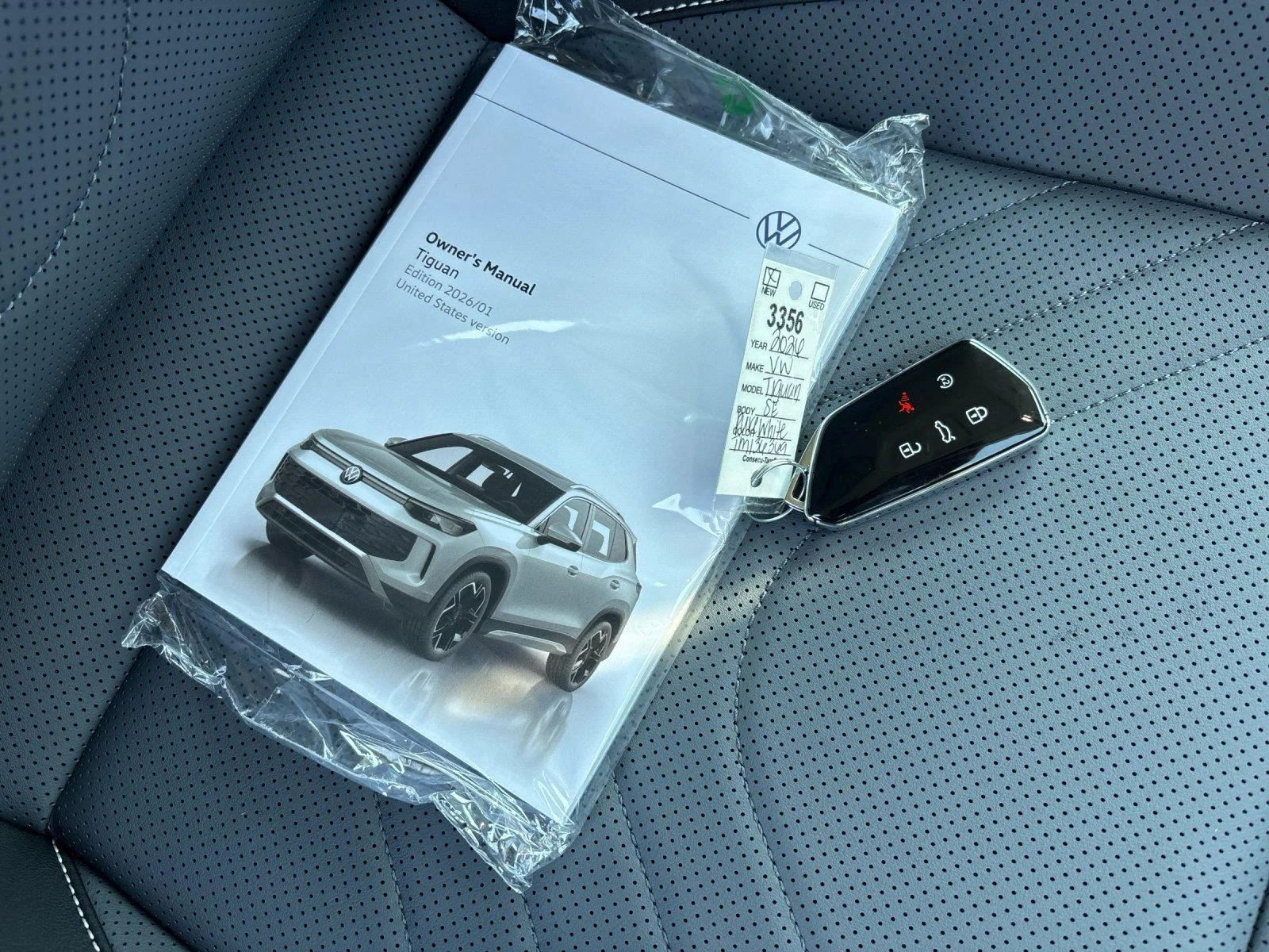 New 2026 Pure White Volkswagen SE image 41