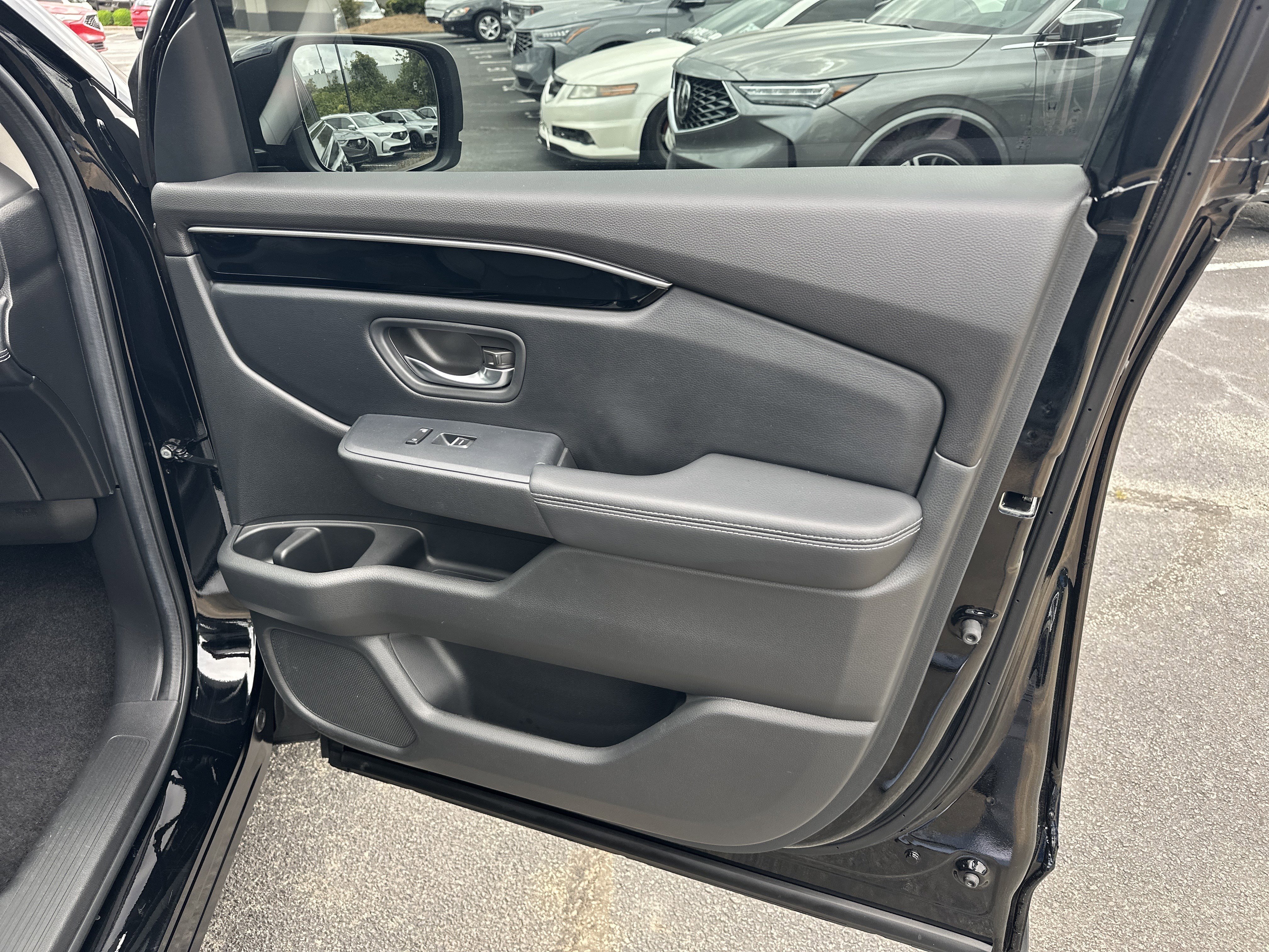 Used 2023 Crystal Black Pearl Honda Touring image 16