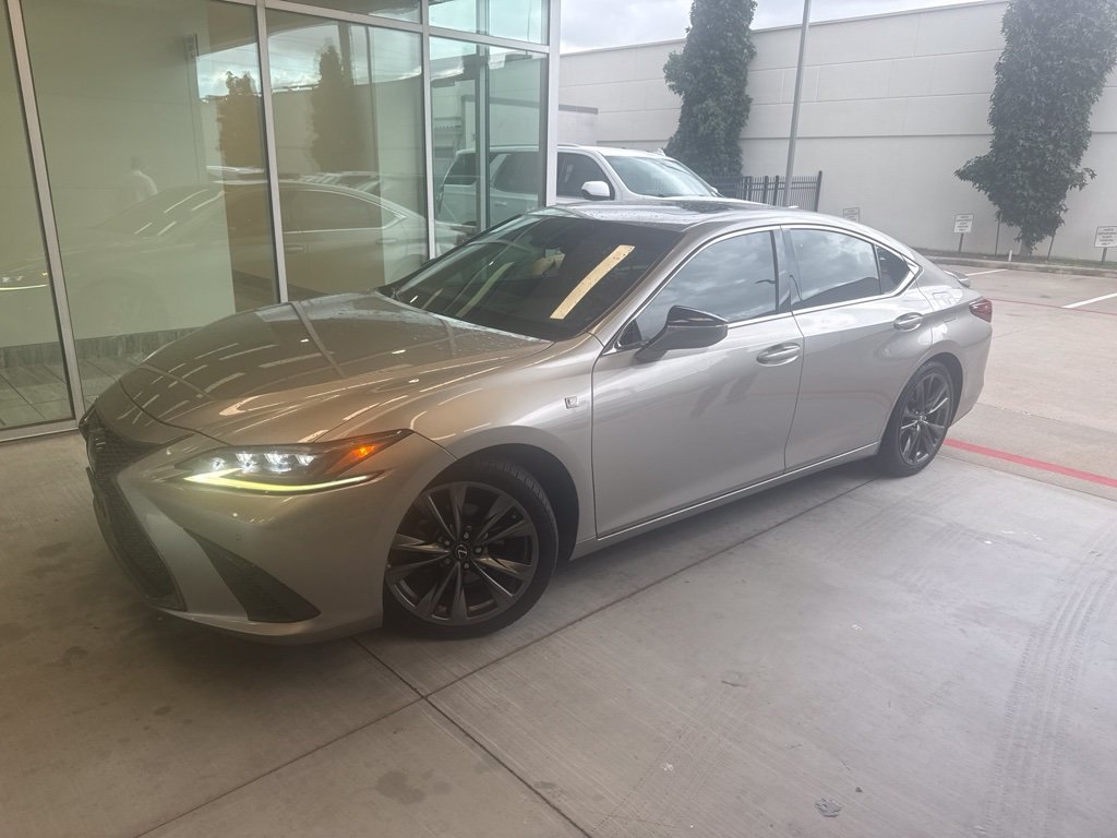 2019 Lexus ES