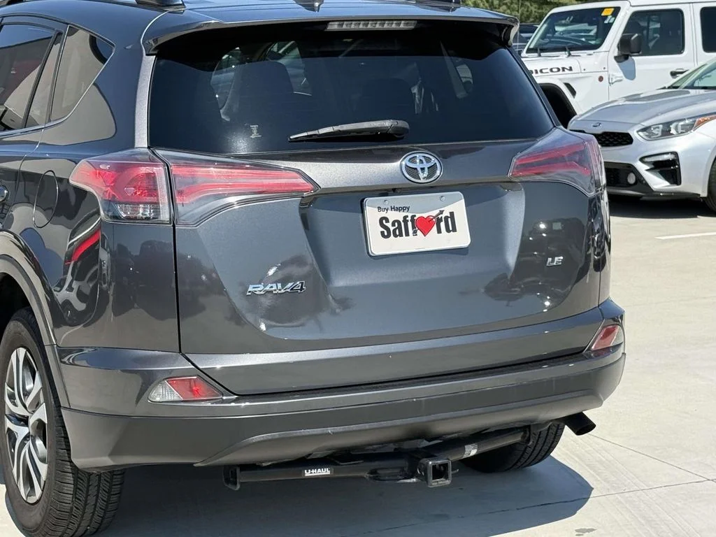 Used 2018 Magnetic Gray Metallic Toyota LE image 10