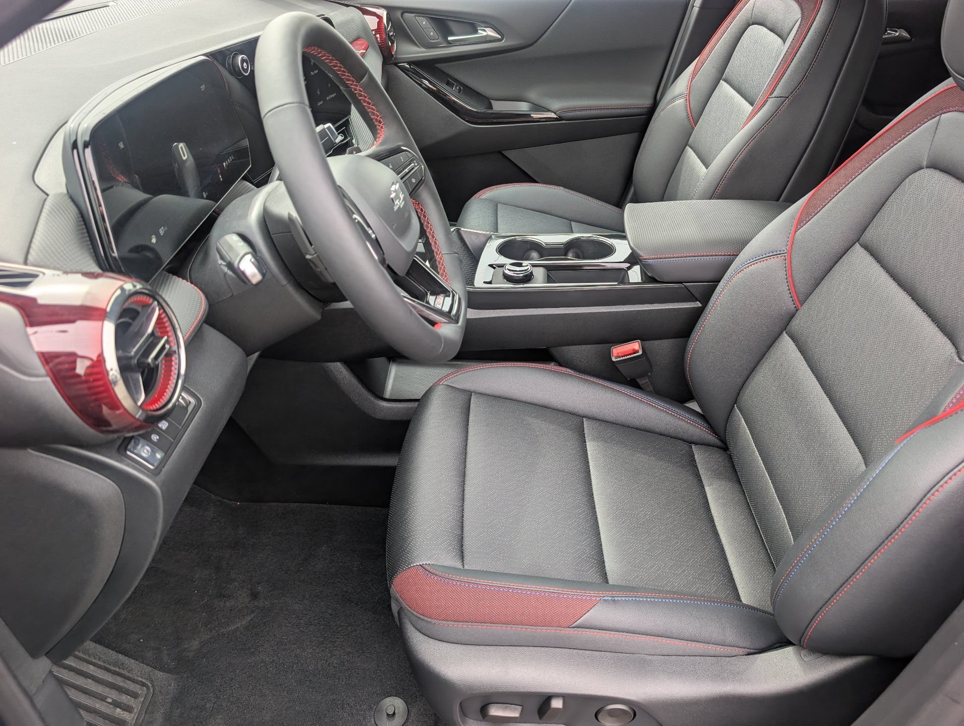 2027 Chevrolet Equinox RS - Photo 17